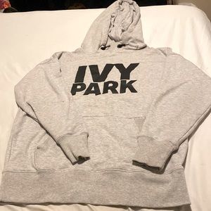 Cute Ivy Park hoodie!!